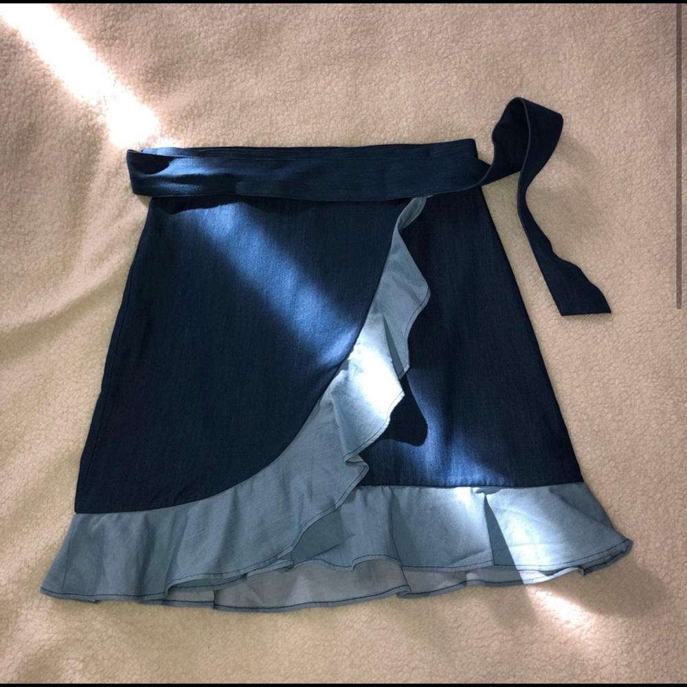 CLUB MONACO DENIM WRAP SKIRT